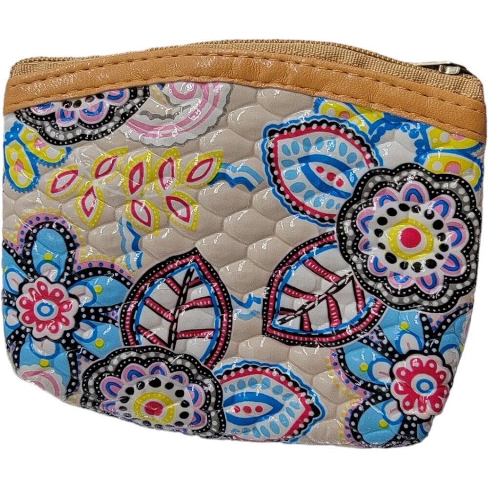 coin pouch with light beige  background